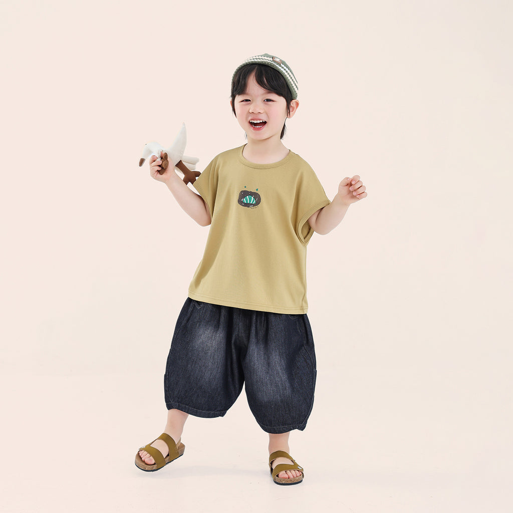 Boys' sleeveless t-shirt