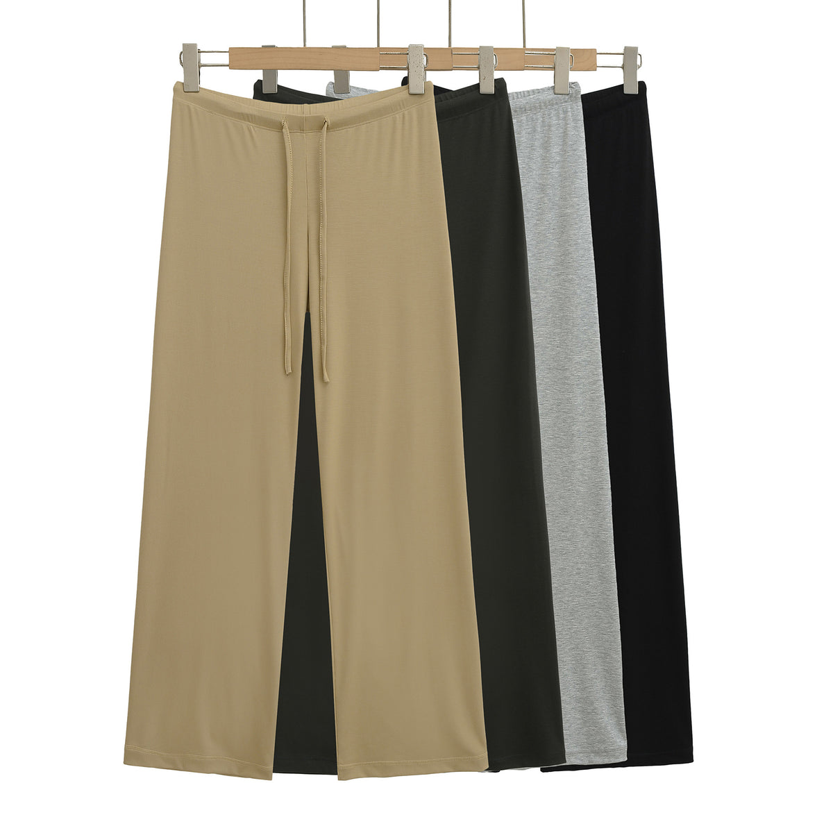 Straight pants for women